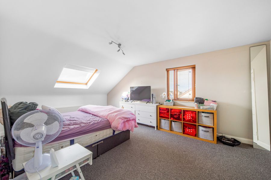 39 Castle Meadow Drive