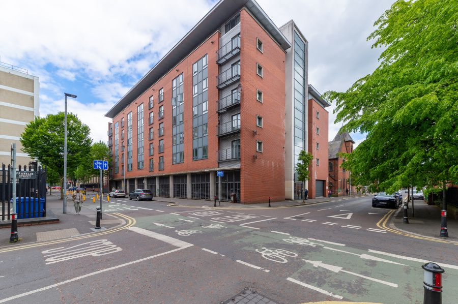Apt 23 Citygate