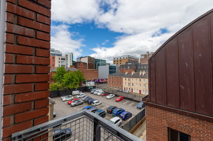 Apt 23 Citygate