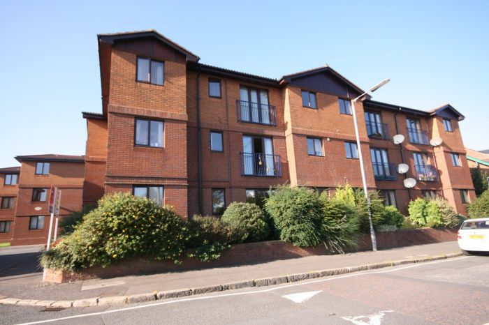 21 Lockside Court, Stranmillis, Belfast, BT9 5GQ