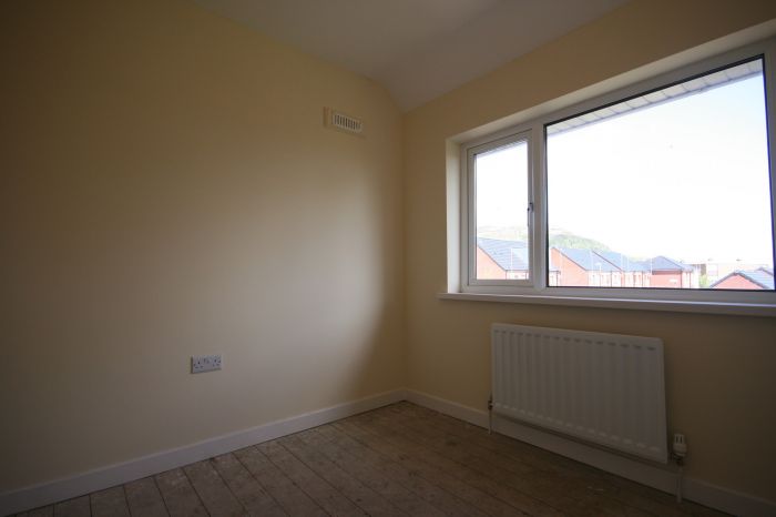 235 Joanmount Gardens