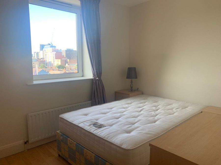 Aa4.4 Whitehall Square