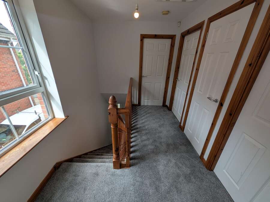 10 Greenvale Grove