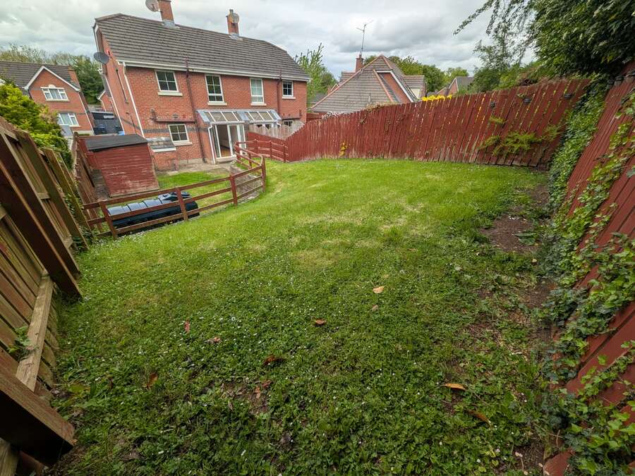 10 Greenvale Grove