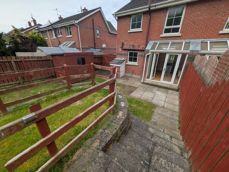 10 Greenvale Grove