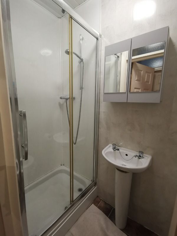 73 Tates Avenue 73 Tates Avenue