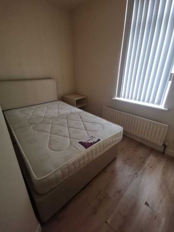 73 Tates Avenue 73 Tates Avenue