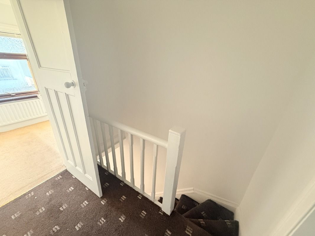 35 Silverstream Gardens