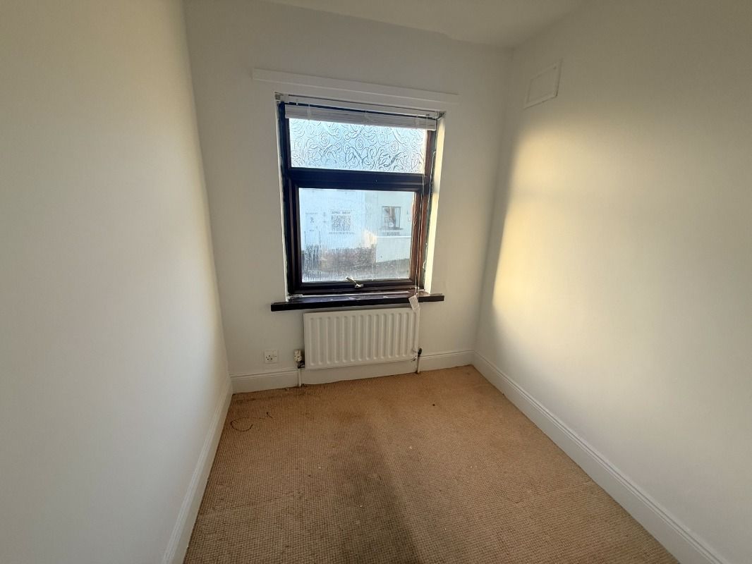 35 Silverstream Gardens