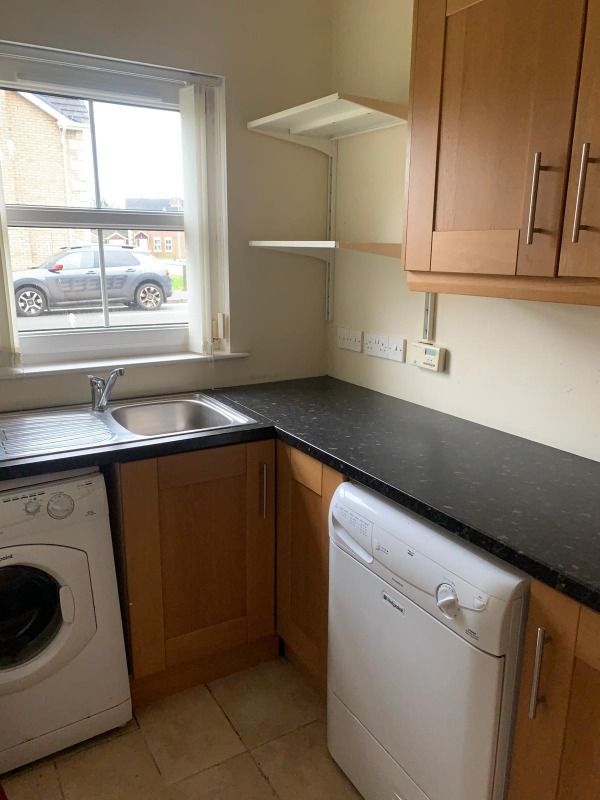 6 Chestnut Hall Drive