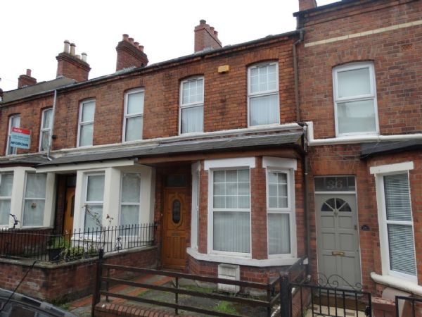 36 Meadowbank Place