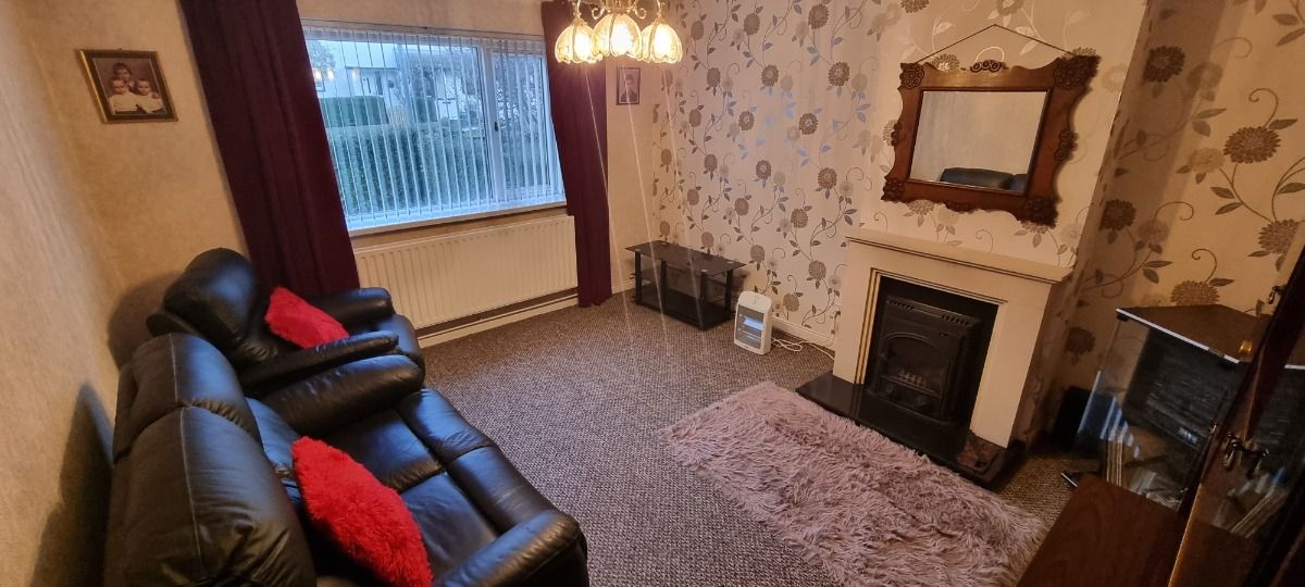 25 Hillmount Gardens 25 Hillmount Gardens