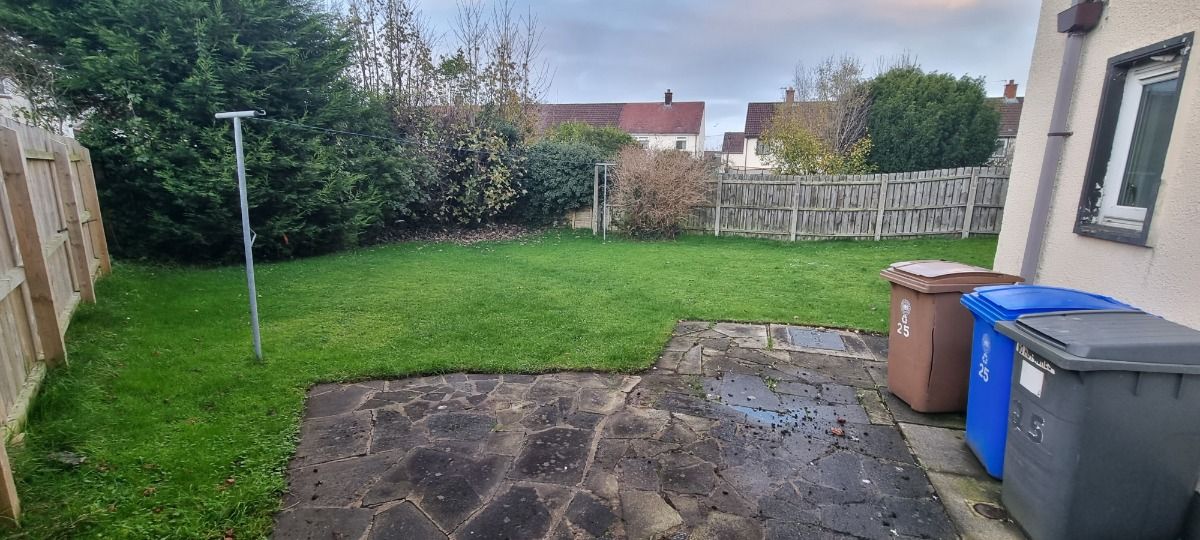 25 Hillmount Gardens 25 Hillmount Gardens