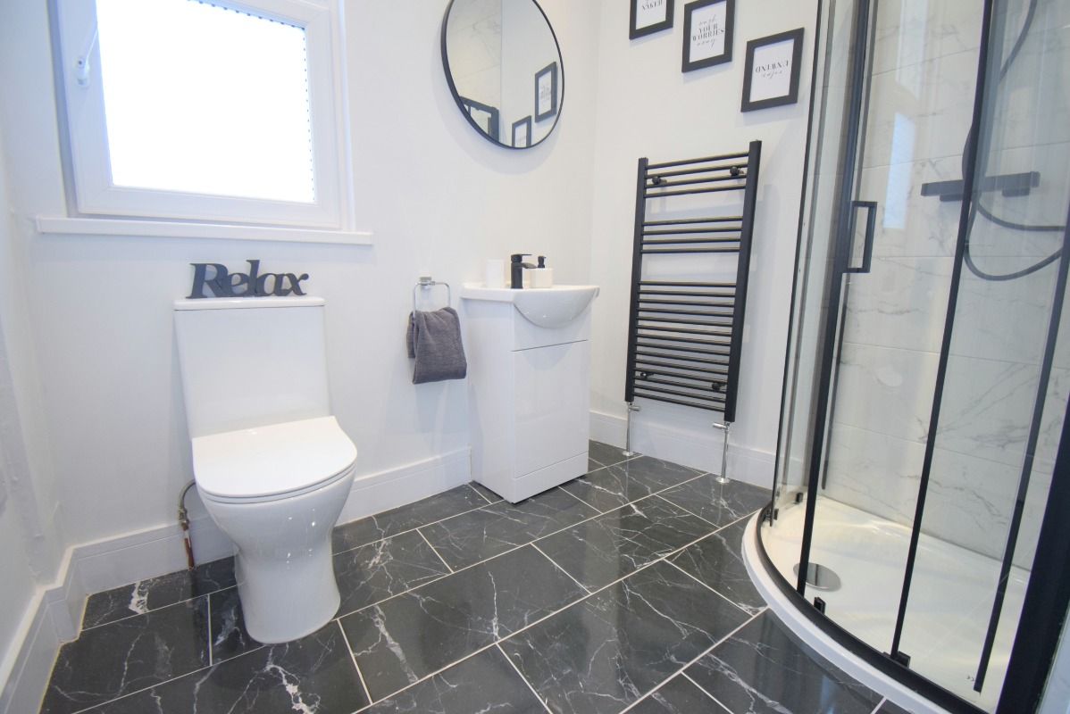 Flat 2, 38 Dufferin Avenue Flat 2, 38 Dufferin Avenue