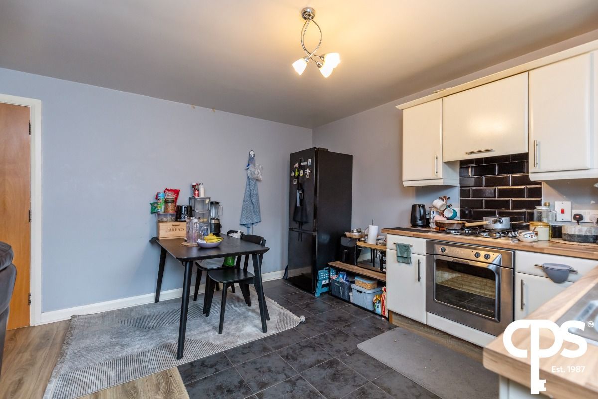 5B Heath Lodge Avenue 5B Heath Lodge Avenue