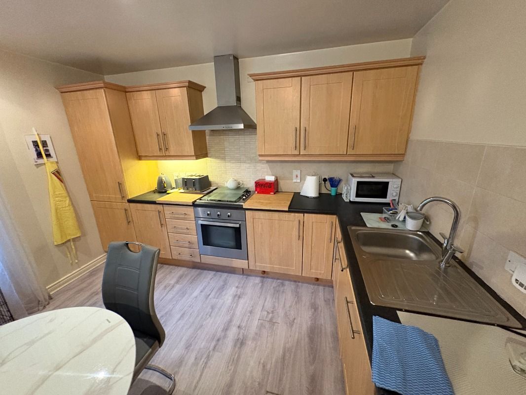 Apt. 5, Sequoia Building, 1 Redwood Grove