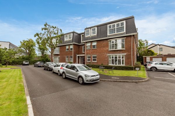 26 Thornhill Malone,belfast, BT9 6SP