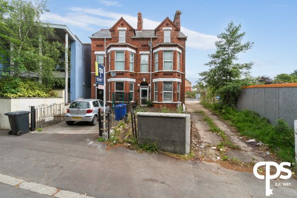 11 Ballygomartin Road