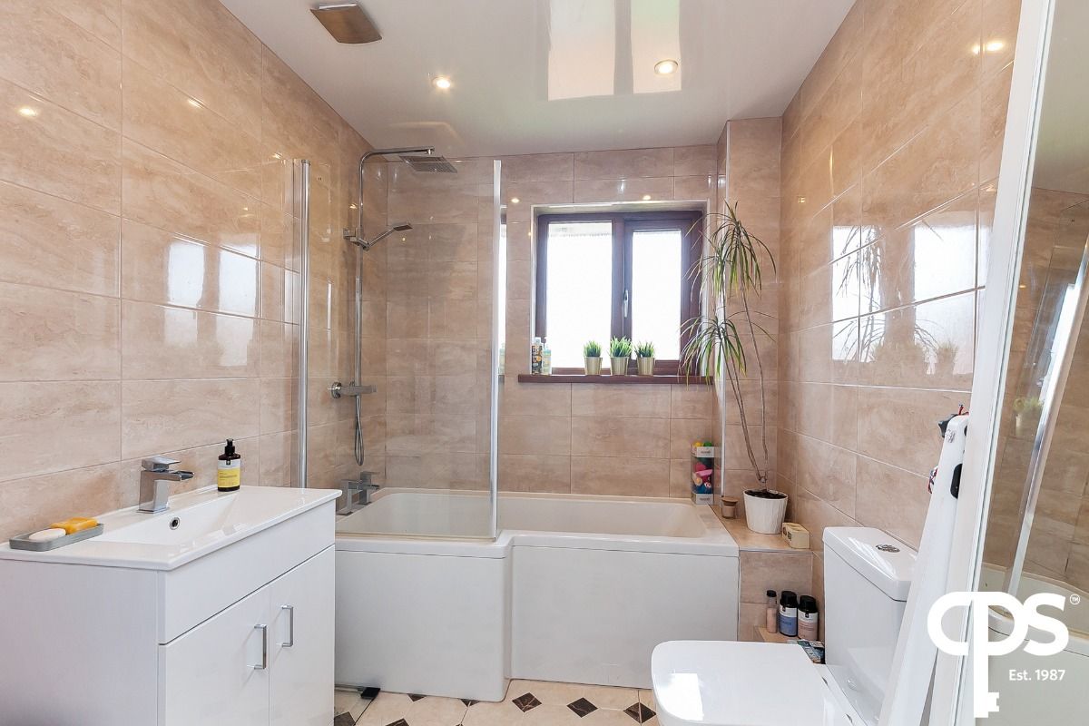 13B Blakeley Terrace 13B Blakeley Terrace