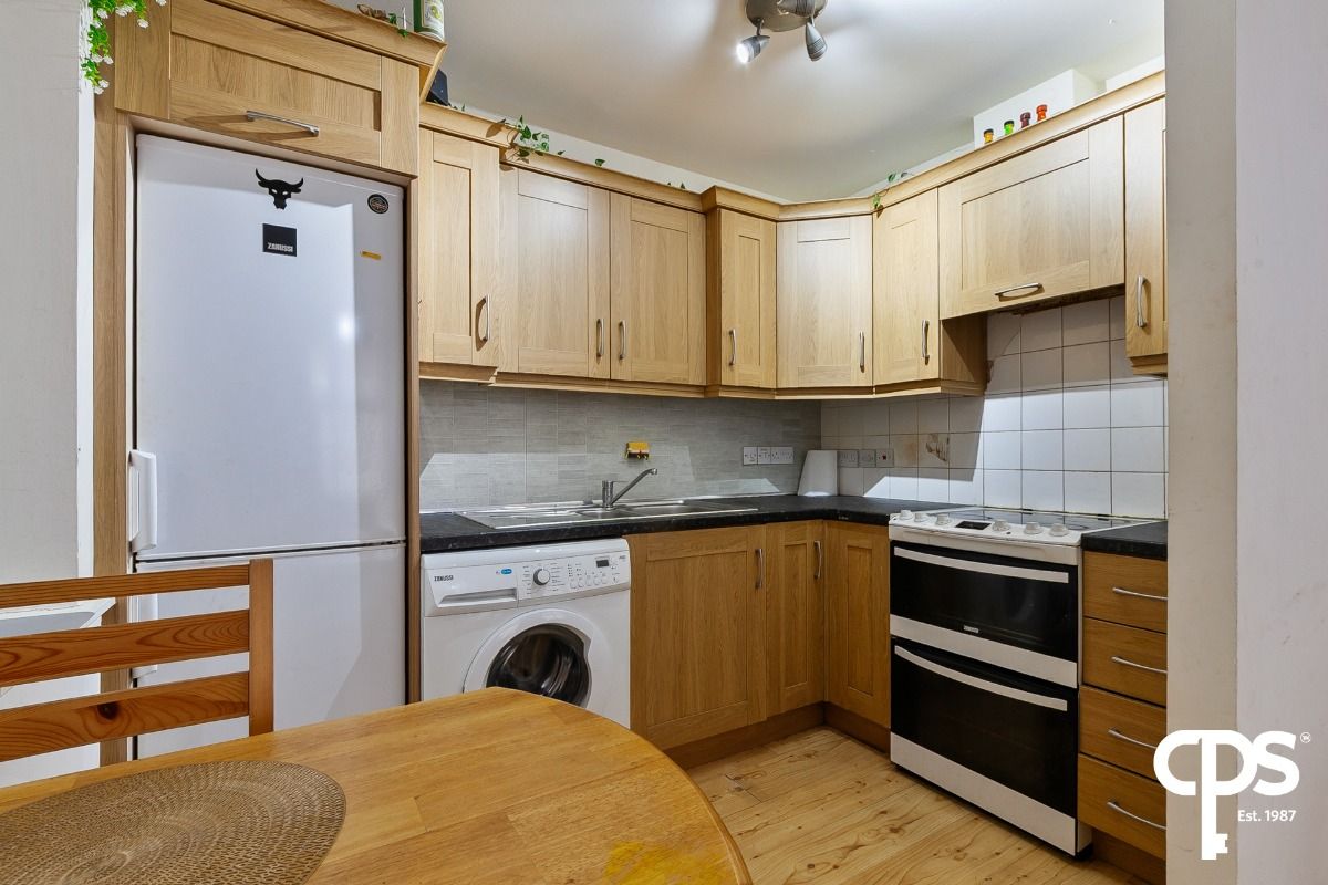 Apt 75 Bass Buildings