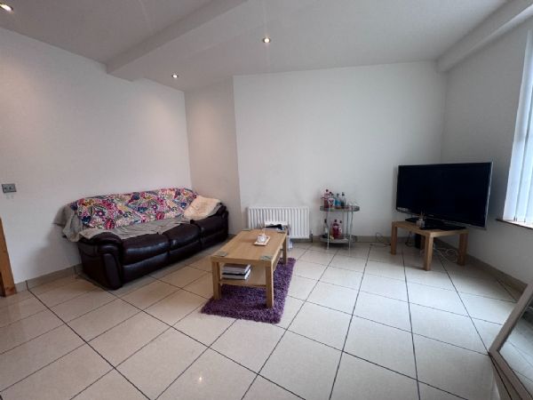 Apartment 1 1 Ashley Avenue