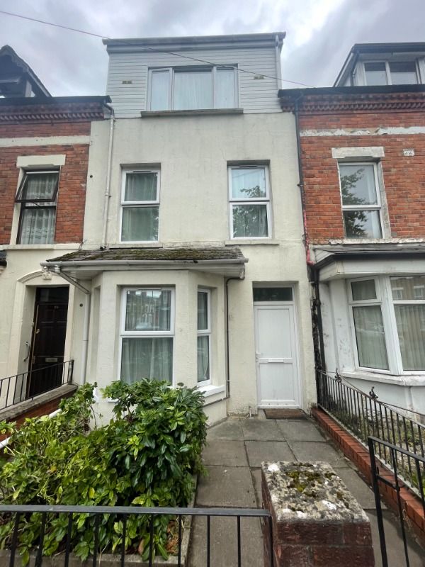 22 Rugby Avenue