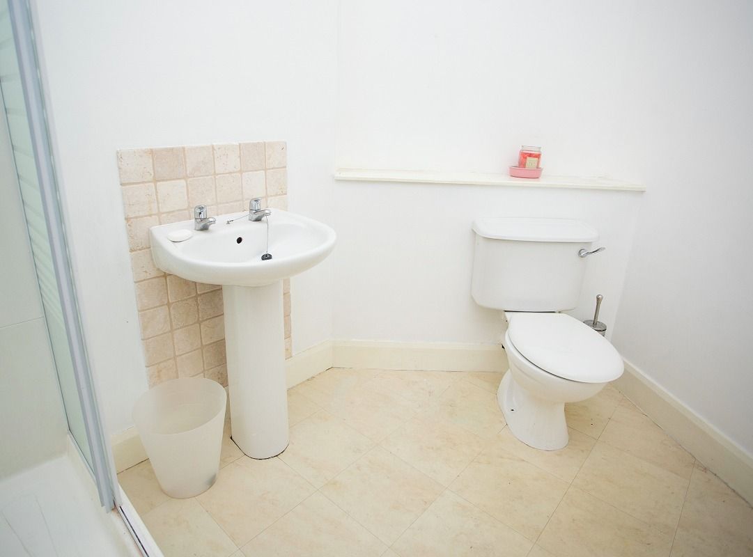 E.4.1 Whitehall Square Penthouse, Lisburn Road E.4.1 Whitehall Square Penthouse, Lisburn Road