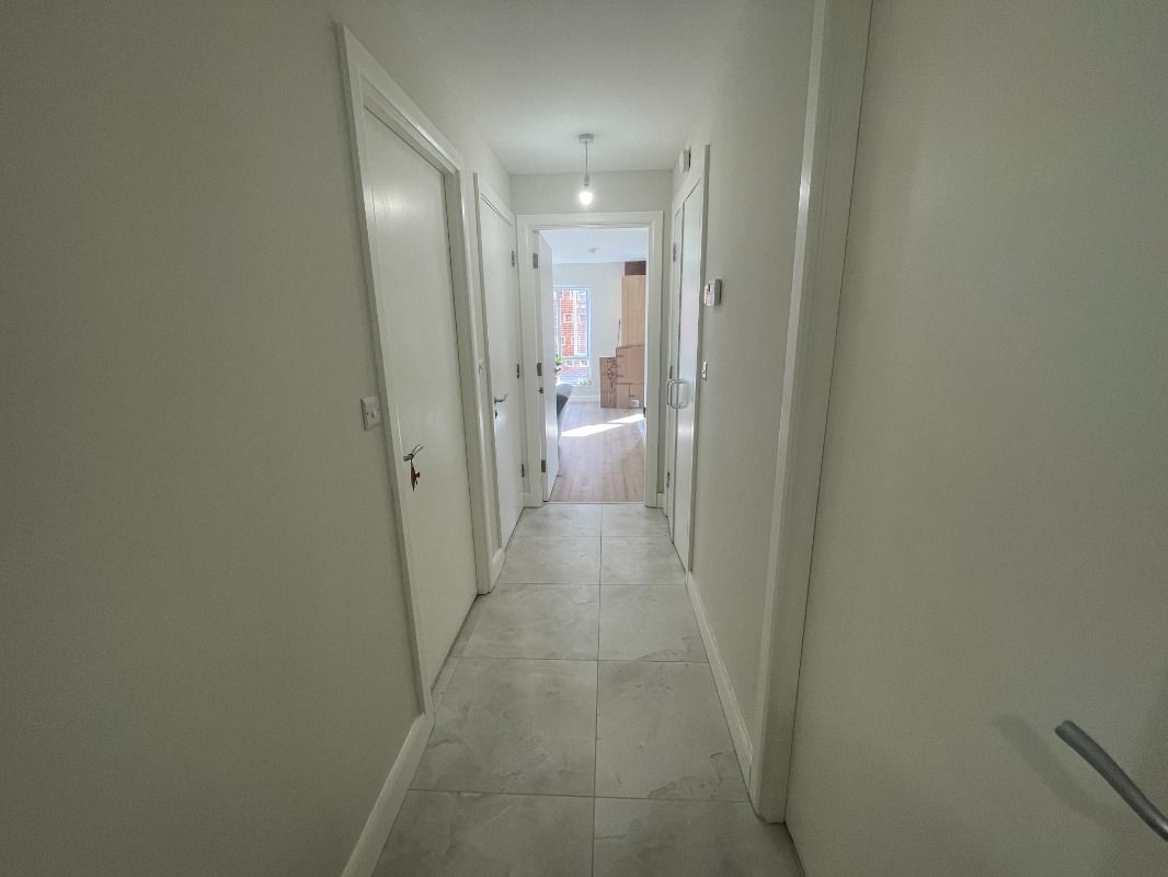203 College Court Central 203 College Court Central