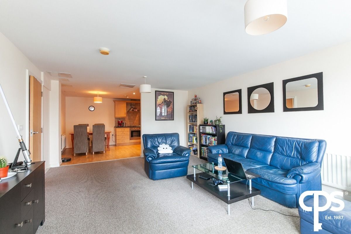 Apt 12 Shaftesbury Court