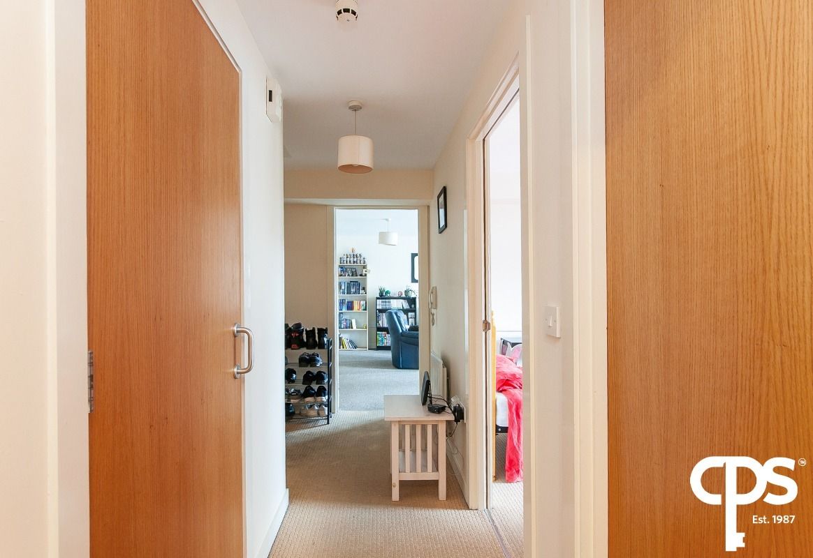 Apt 12 Shaftesbury Court