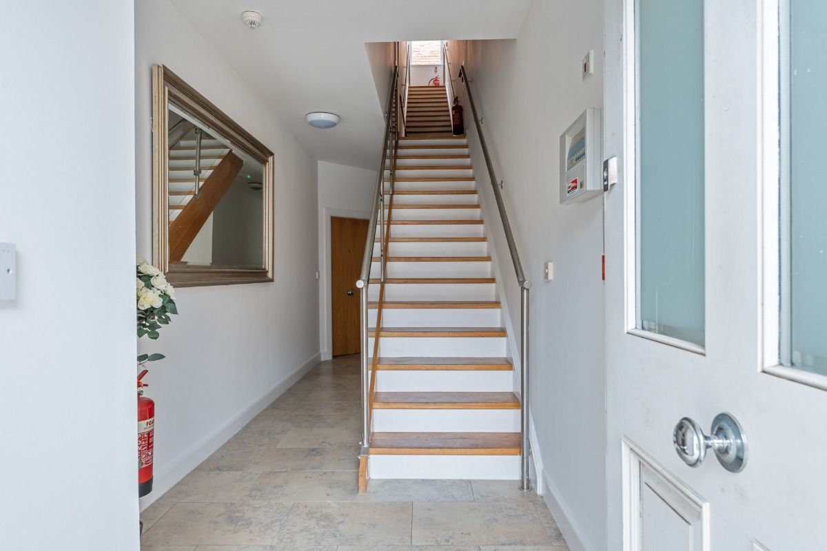 Apt 1, 89 Malone Avenue