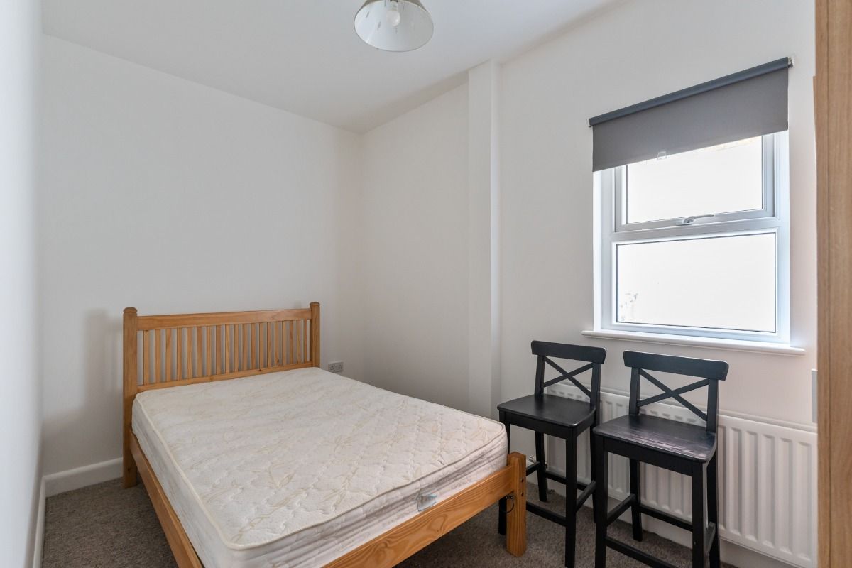 Apt 1, 89 Malone Avenue