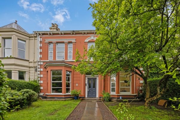 Apartment 4 24 Wellington Park