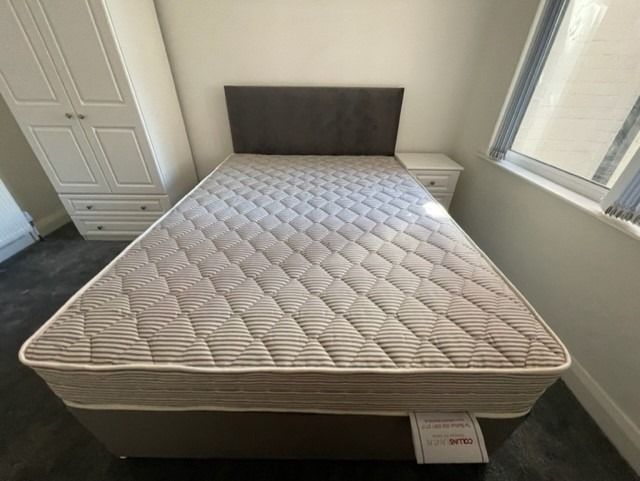 Apartment 1, 6 Eglantine Gardens