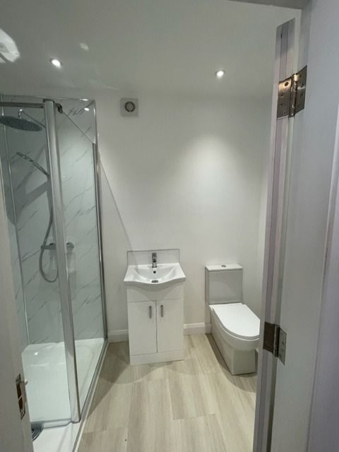 Apartment 1, 6 Eglantine Gardens