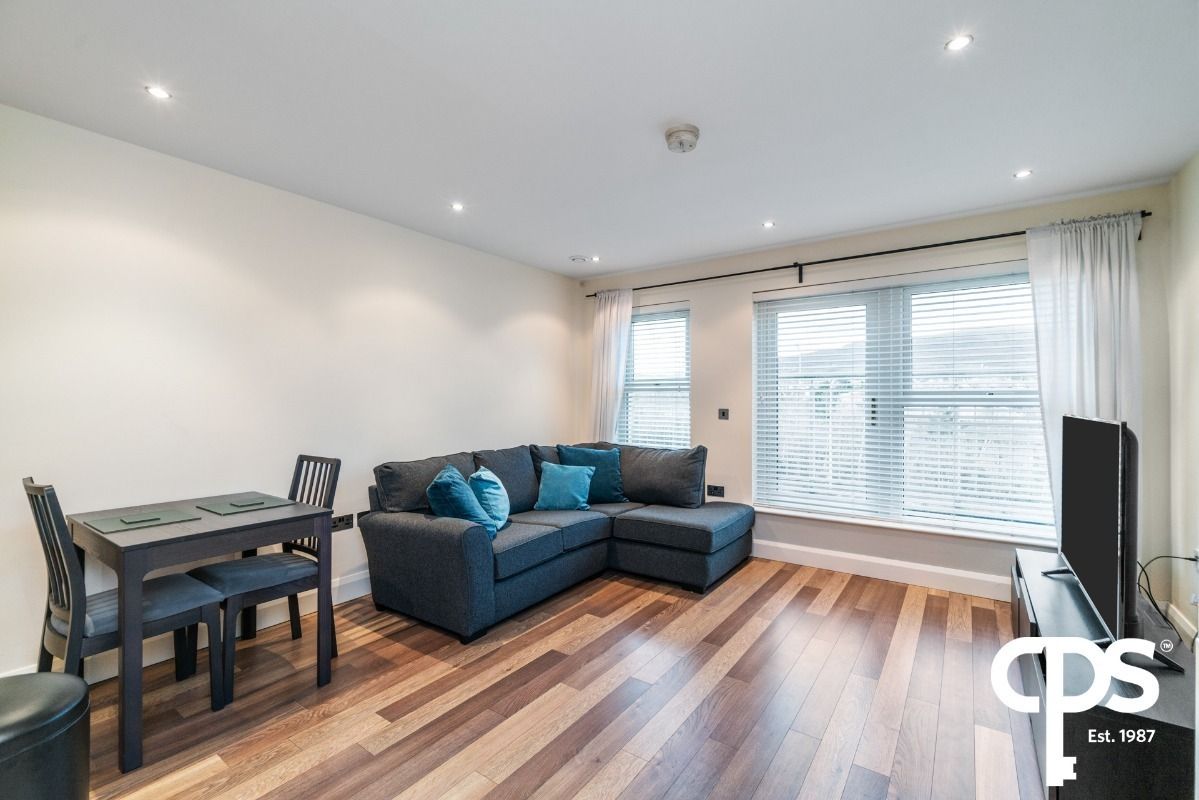 Apt 36 Woodlands Manor