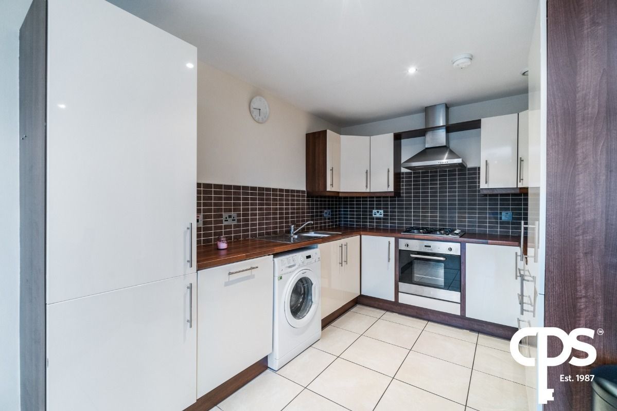 Apt 36 Woodlands Manor