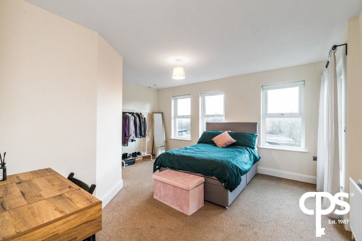 Apt 36 Woodlands Manor