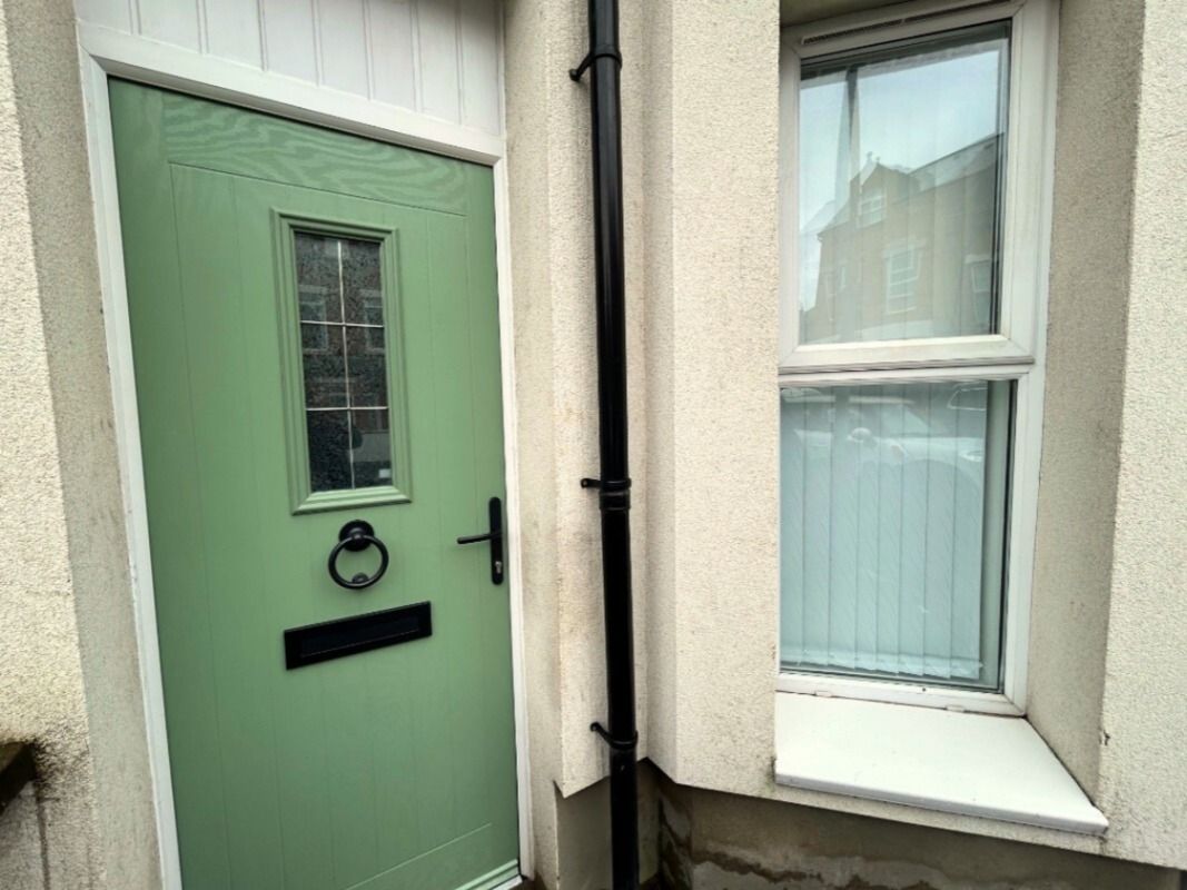 12 Melrose Street (6 Month Lease)