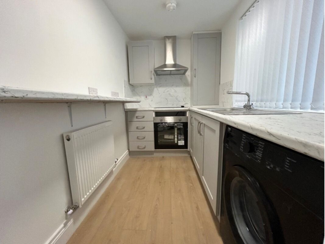 12 Melrose Street (6 Month Lease)