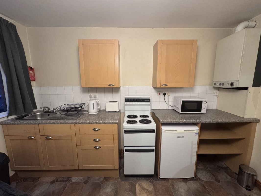 Unit 3, 9 malone Road