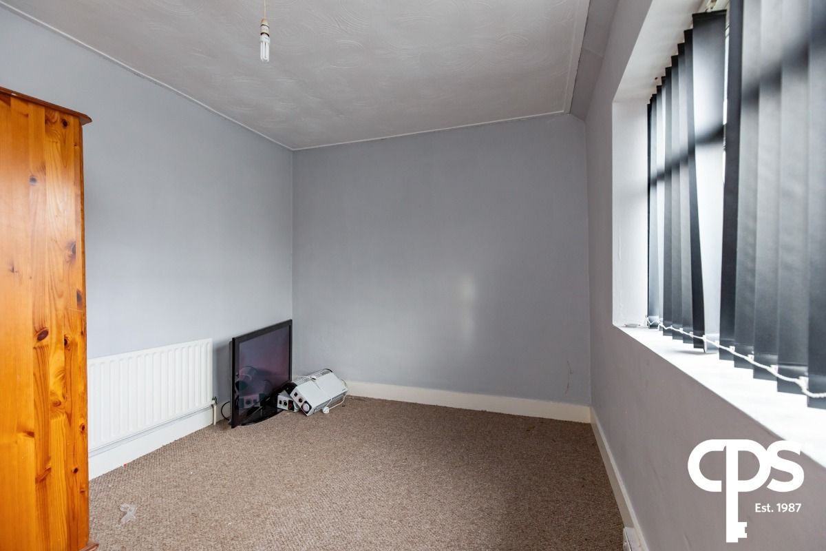 72 Joanmount Gardens