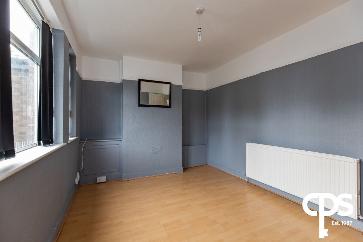 72 Joanmount Gardens