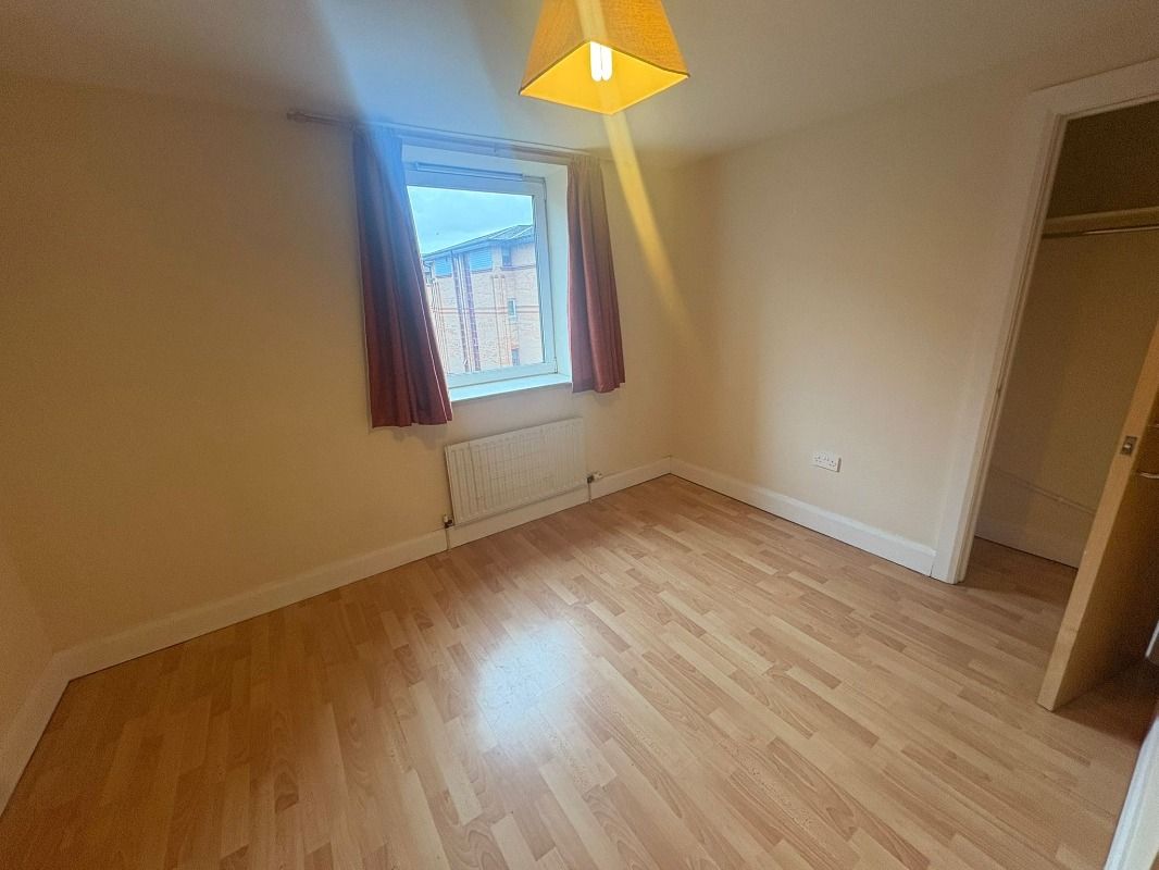 C3.1 Whitehall Square