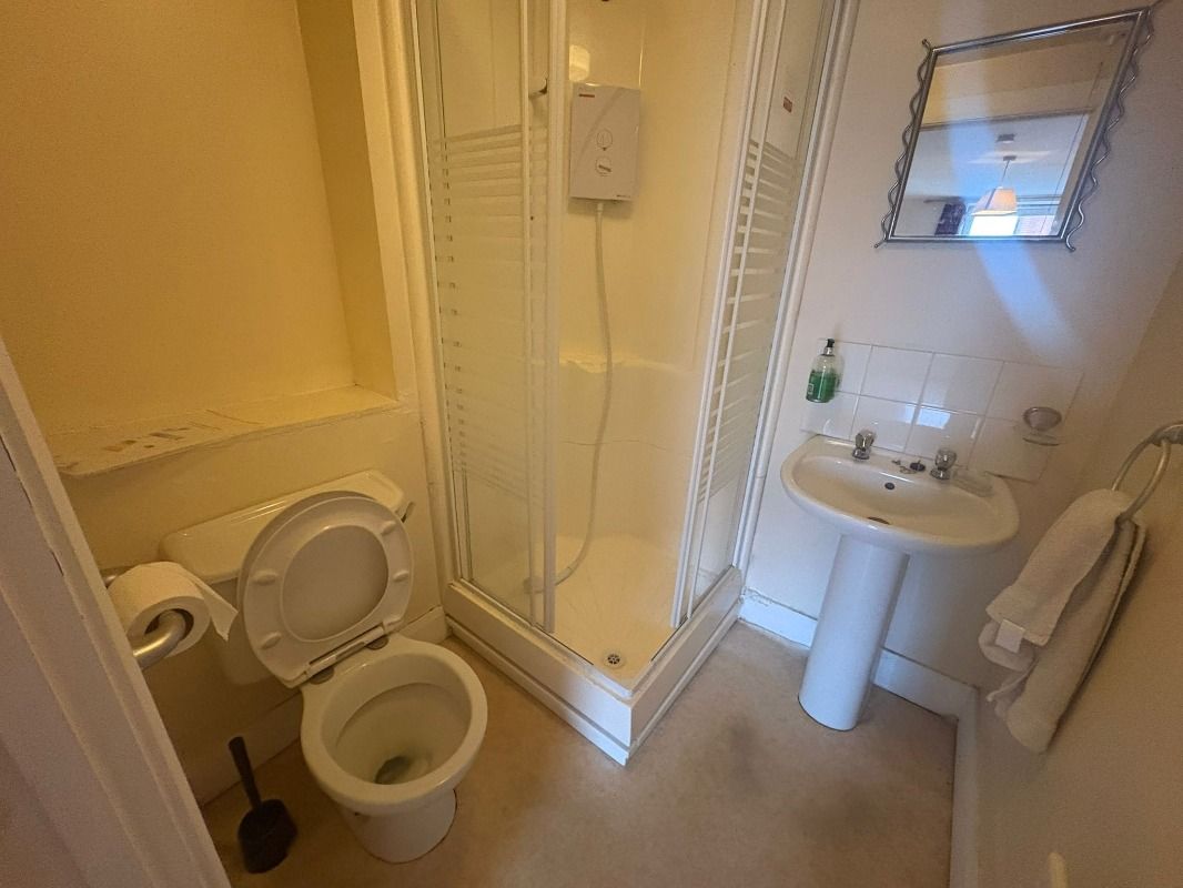 C3.1 Whitehall Square