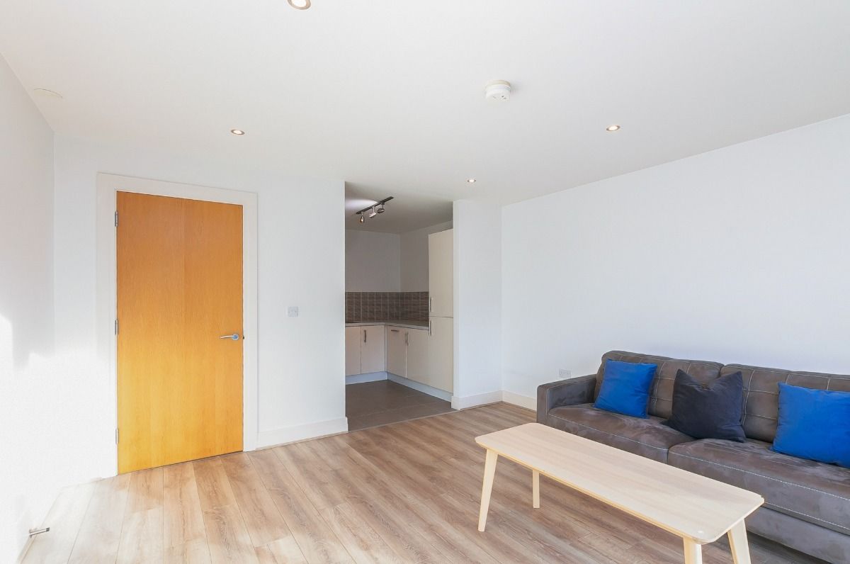 3 James Clow Building, Princes Street