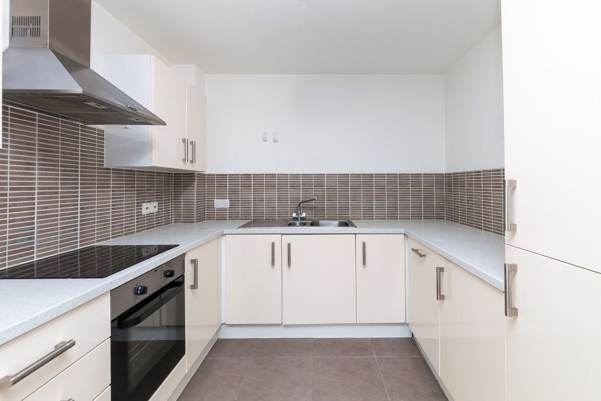 3 James Clow Building, Princes Street