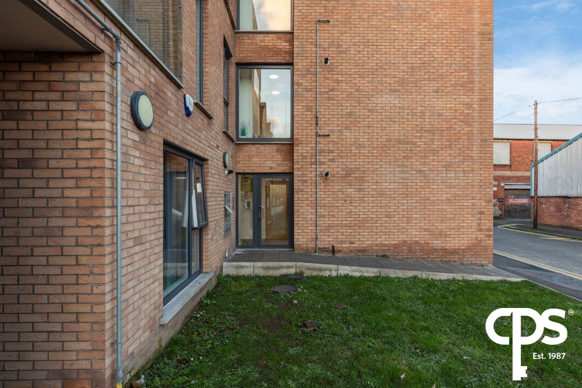 Apt 2, 32 Gardiner Street