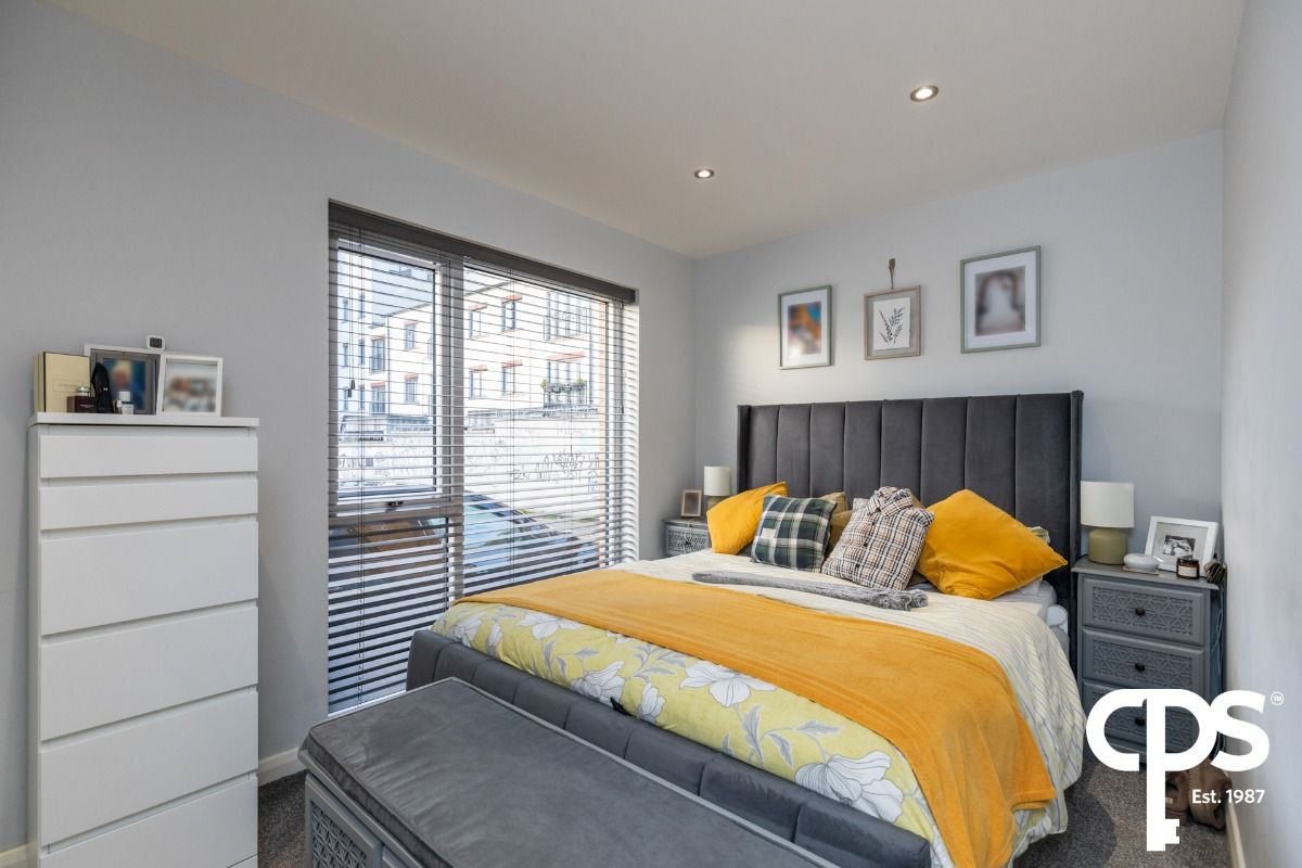 Apt 2, 32 Gardiner Street