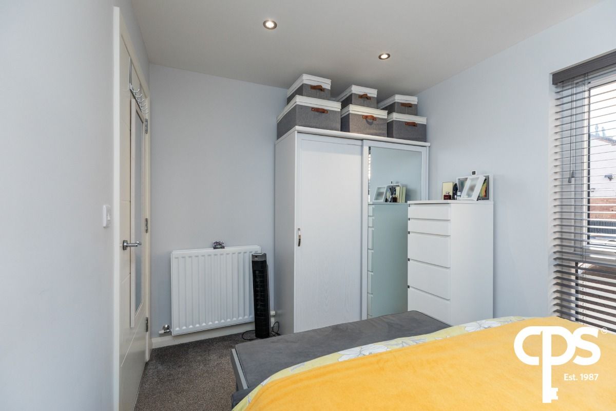 Apt 2, 32 Gardiner Street